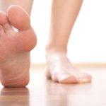 10 Kebiasaan Sehat untuk Menjaga Kesehatan Sendi Kaki