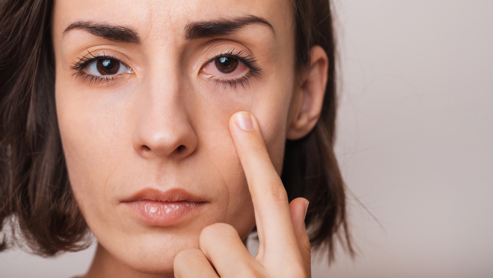 10 Cara Menjaga Kesehatan Mata untuk Pekerja Malam
