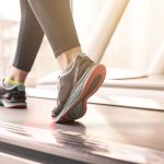 10 Tips Memilih Sepatu yang Ramah Buat Sendi Lutut